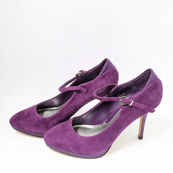 NWT White House black market suede heels - Picture 16 of 16